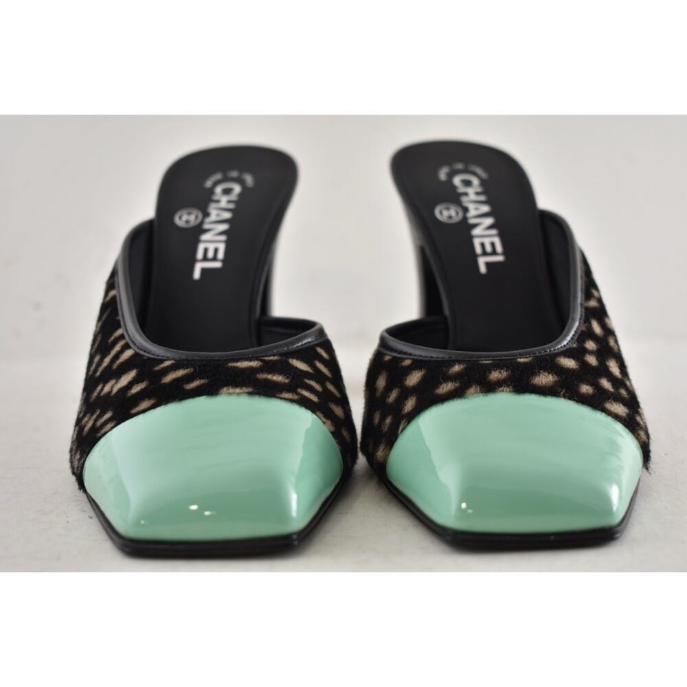 Chanel 26S Blazy Black White Pony Fur Green Square Toe Block Heel Pump Mule 38 - Picture 12 of 16